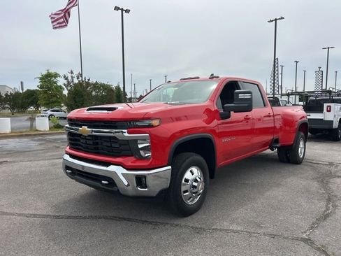 New 2026 Chevrolet Silverado 3500 LT w/ Convenience Package AWD/4WD image 7