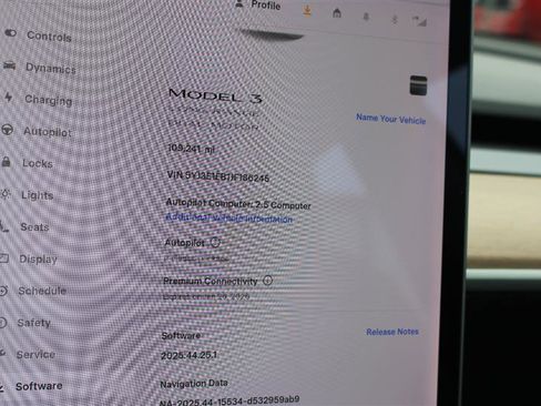 Used 2018 Tesla Model 3 Long Range image 20