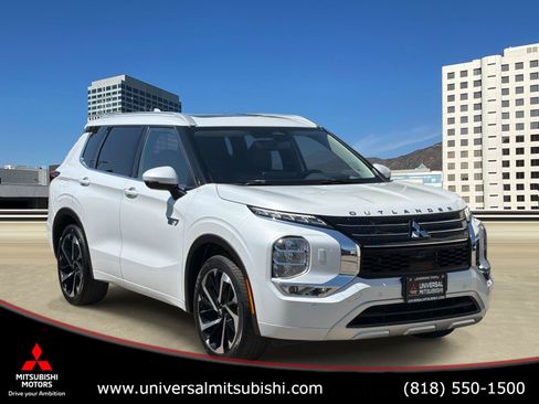 Used 2023 Mitsubishi Outlander SEL AWD/4WD image 1