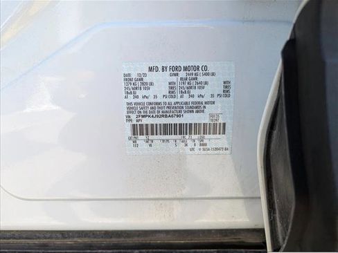 Used 2024 Ford Edge SEL AWD/4WD image 30