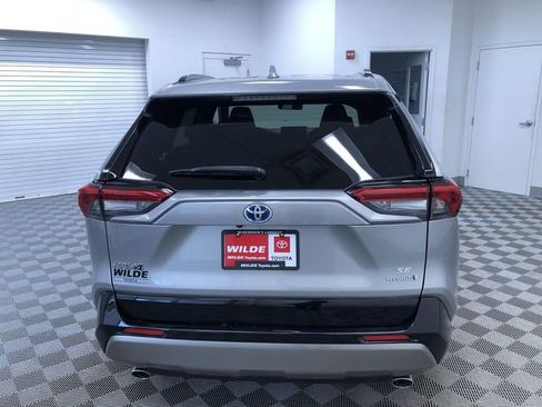 Certified 2023 Toyota RAV4 SE image 13