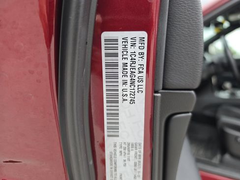 Used 2022 Jeep Grand Cherokee Laredo X RWD image 36