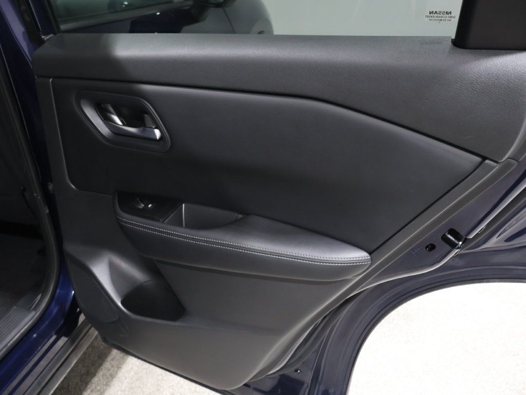 Used 2024 Nissan Rogue SV AWD/4WD image 23