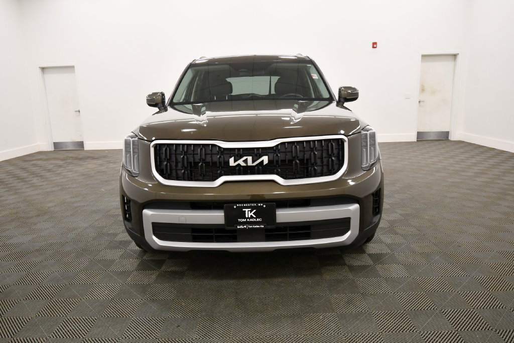 Certified 2025 Kia Telluride EX X-Line AWD/4WD image 11