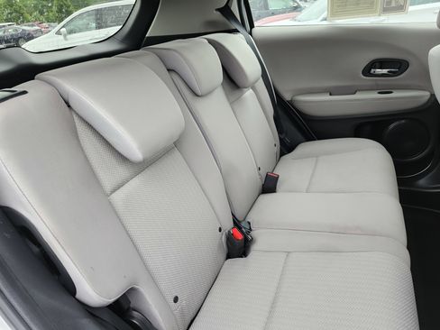 Used 2016 Honda HR-V LX image 18