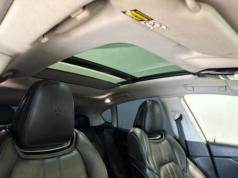 Used 2018 Maserati Levante S GranSport image 30