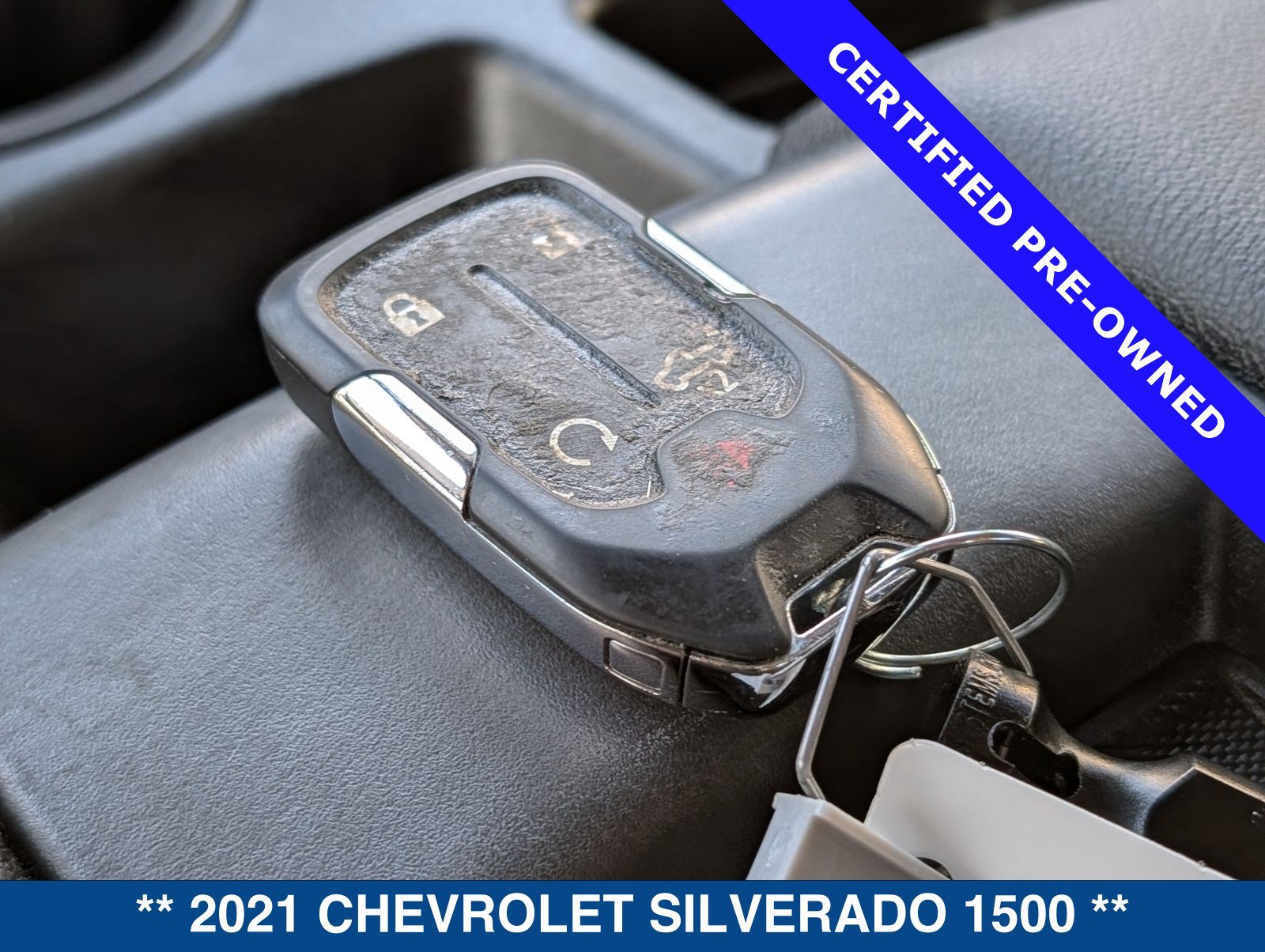 Used 2021 Chevrolet Silverado 1500 LT AWD/4WD image 33