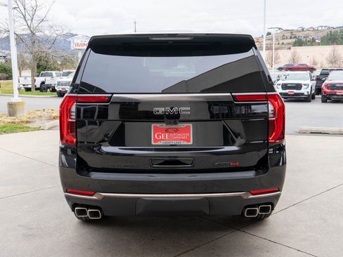 New 2026 GMC Yukon AT4 Ultimate AWD/4WD image 6