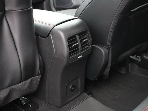 Used 2025 Ford Escape ST-Line w/ Tech Pack #1 AWD/4WD image 22