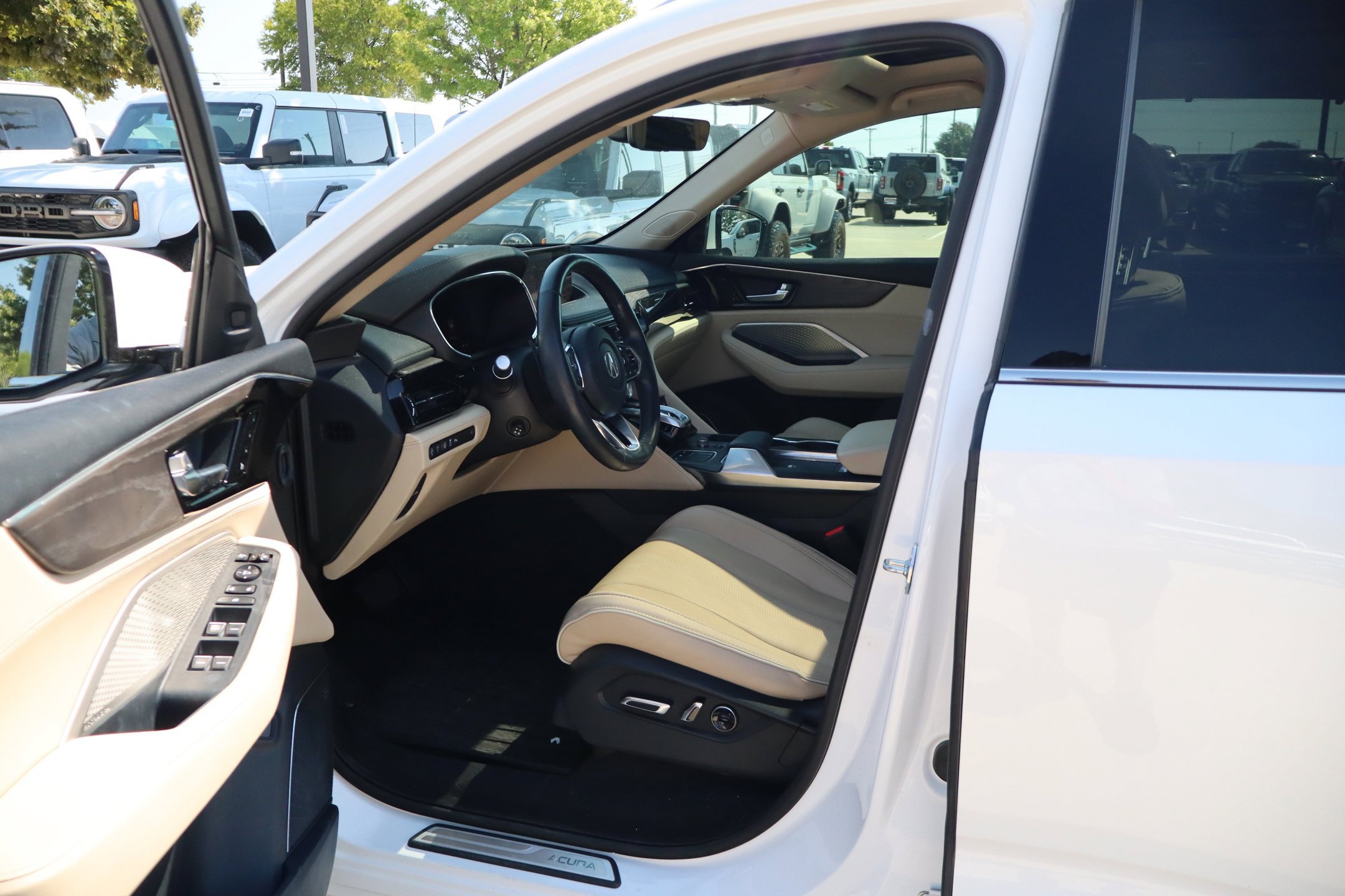 Used 2023 Acura MDX w/ Advance Package AWD/4WD image 27