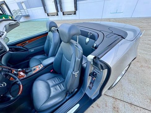 Used 2004 Mercedes-Benz SL 500 image 18