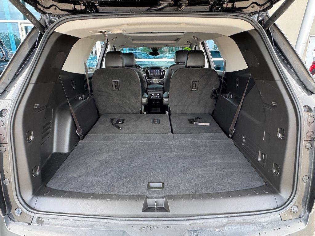 Used 2021 Chevrolet Traverse RS AWD/4WD image 37
