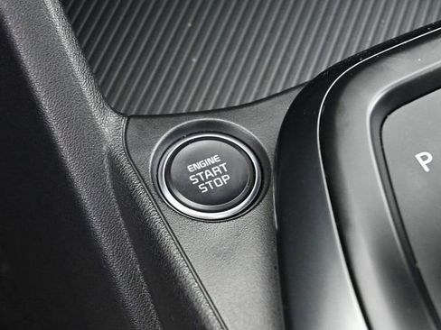 Used 2025 Kia K4 LXS image 23