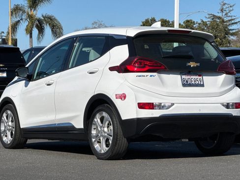 Used 2021 Chevrolet Bolt LT image 7