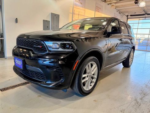 Used 2023 Dodge Durango GT image 5