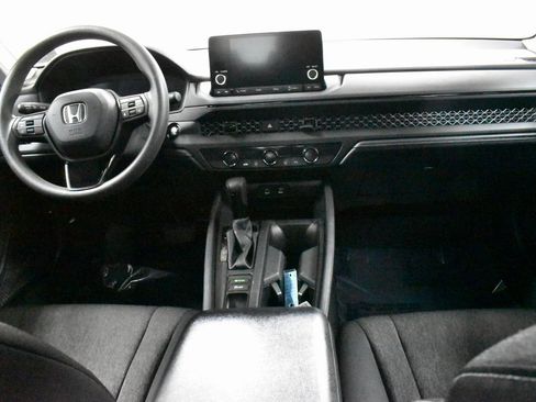 Certified 2023 Honda Accord LX image 18