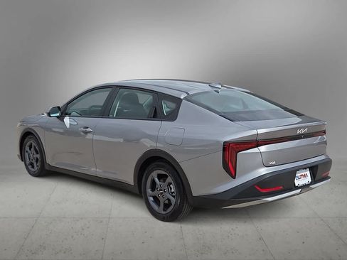 Used 2025 Kia K4 FWD image 6