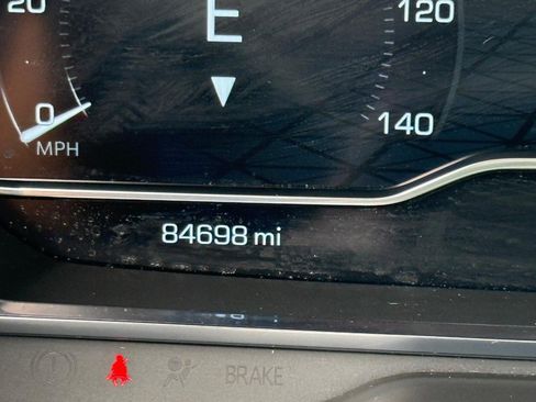 Used 2024 GMC Yukon AT4 AWD/4WD image 27