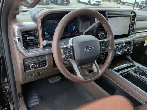 New 2026 Ford F350 King Ranch w/ Chrome Package AWD/4WD image 15