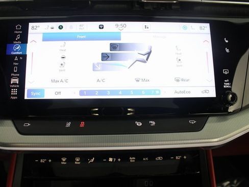 Used 2024 Jeep Wagoneer Launch Edition image 8