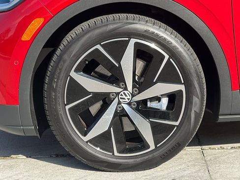 Used 2023 Volkswagen ID.4 Pro S image 26