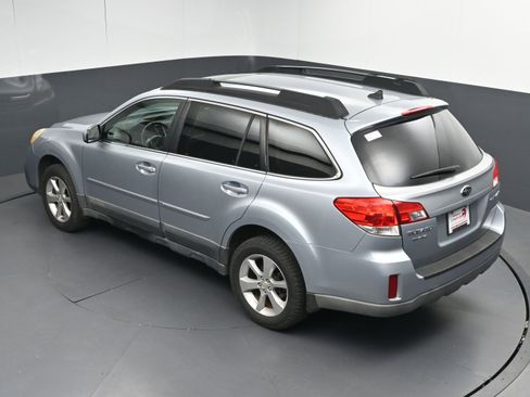 Used 2014 Subaru Outback 2.5i Limited image 37