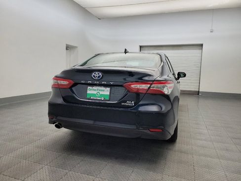 Used 2018 Toyota Camry XLE w/ Audio Package image 7