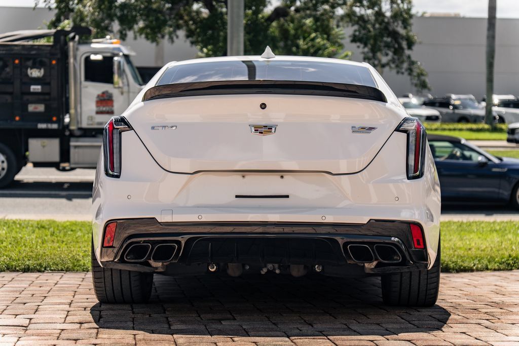 Used 2022 Cadillac CT4 V Blackwing w/ Driver Assist Package RWD image 4