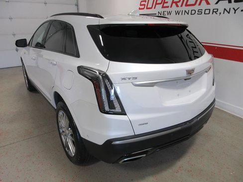 Used 2022 Cadillac XT5 Sportv w/ Technology Package AWD/4WD image 14
