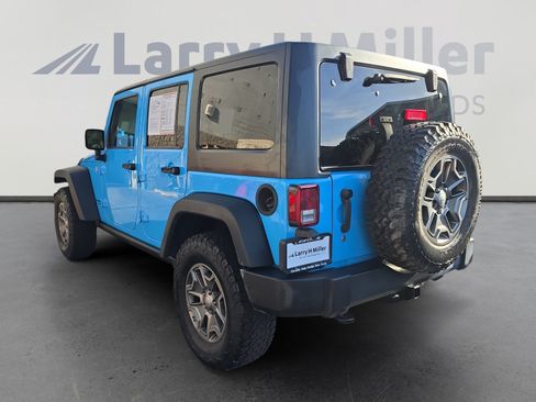 Used 2017 Jeep Wrangler Unlimited Rubicon w/ Cold Weather Group AWD/4WD image 3