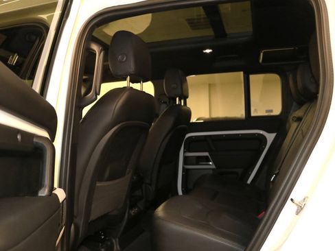 Used 2024 Land Rover Defender 110 S AWD/4WD image 86