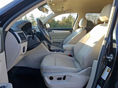 Used 2019 Volkswagen Atlas SE image 15