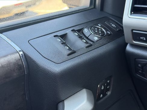 Used 2022 Ford F250 Lariat AWD/4WD image 27