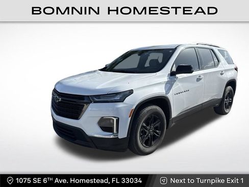 Used 2023 Chevrolet Traverse LS w/ Midnight/Sport Edition FWD image 1