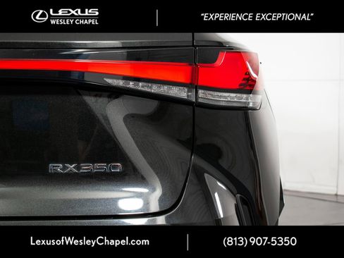 Used 2024 Lexus RX 350 FWD w/ Technology Package image 8