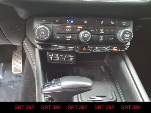 Used 2021 Dodge Durango SRT w/ Technology Group AWD/4WD image 22