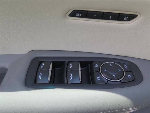 New 2026 Cadillac XT5 Premium Luxury w/ Driver Assist Package FWD image 12