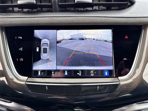 Certified 2024 Cadillac XT6 Premium Luxury w/ Platinum Package image 22