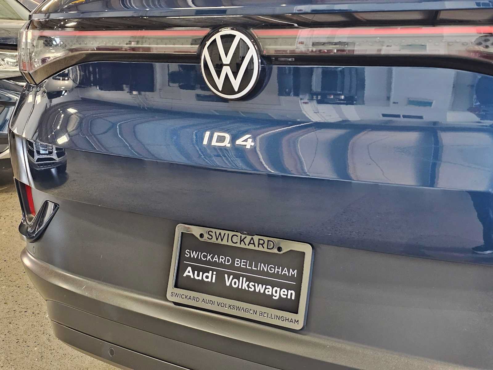 Used 2023 Volkswagen ID.4 Pro AWD/4WD image 14