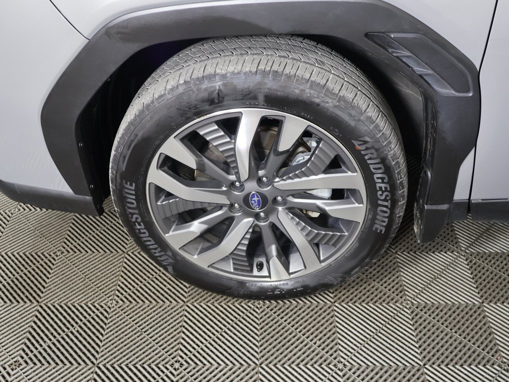 Used 2025 Subaru Forester Touring w/ Popular Package - Touring AWD/4WD image 22