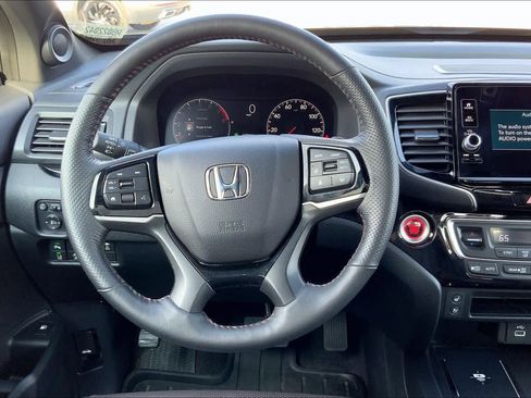 Used 2024 Honda Ridgeline Black Edition image 6