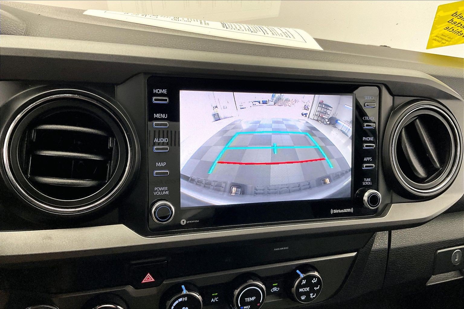 Used 2020 Toyota Tacoma TRD Off-Road w/ Technology Package AWD/4WD image 24