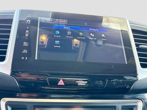 Used 2017 Honda Pilot Elite image 38