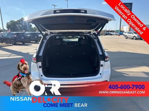 Used 2024 Jeep Grand Cherokee Limited 4xe image 11