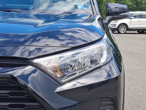 Used 2021 Toyota RAV4 XLE w/ Convenience Package AWD/4WD image 8