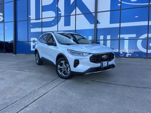 New 2026 Ford Escape ST-Line w/ Tech Pack #1 image 1