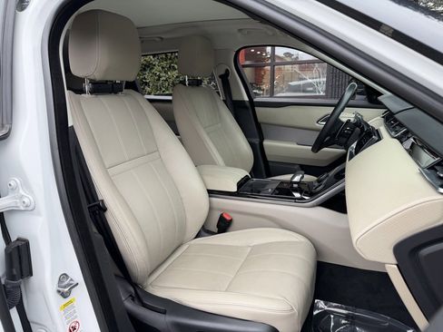 Used 2023 Land Rover Range Rover Velar R-Dynamic S image 34