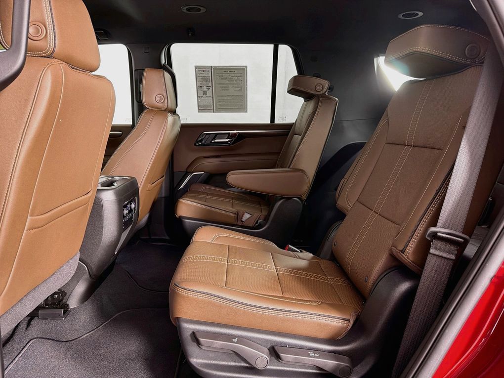 Used 2026 Chevrolet Tahoe High Country RWD image 39