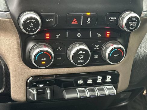 Used 2021 RAM 2500 Laramie AWD/4WD image 19