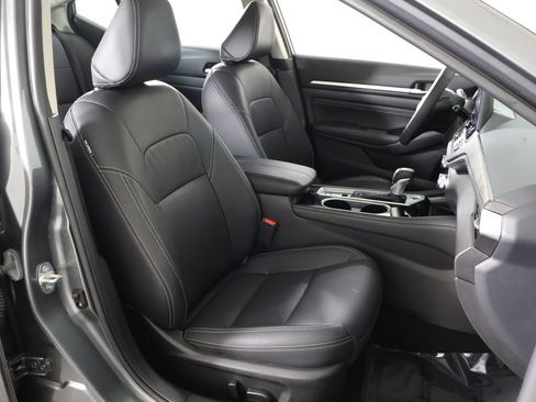 Used 2023 Nissan Altima 2.5 SL FWD image 31